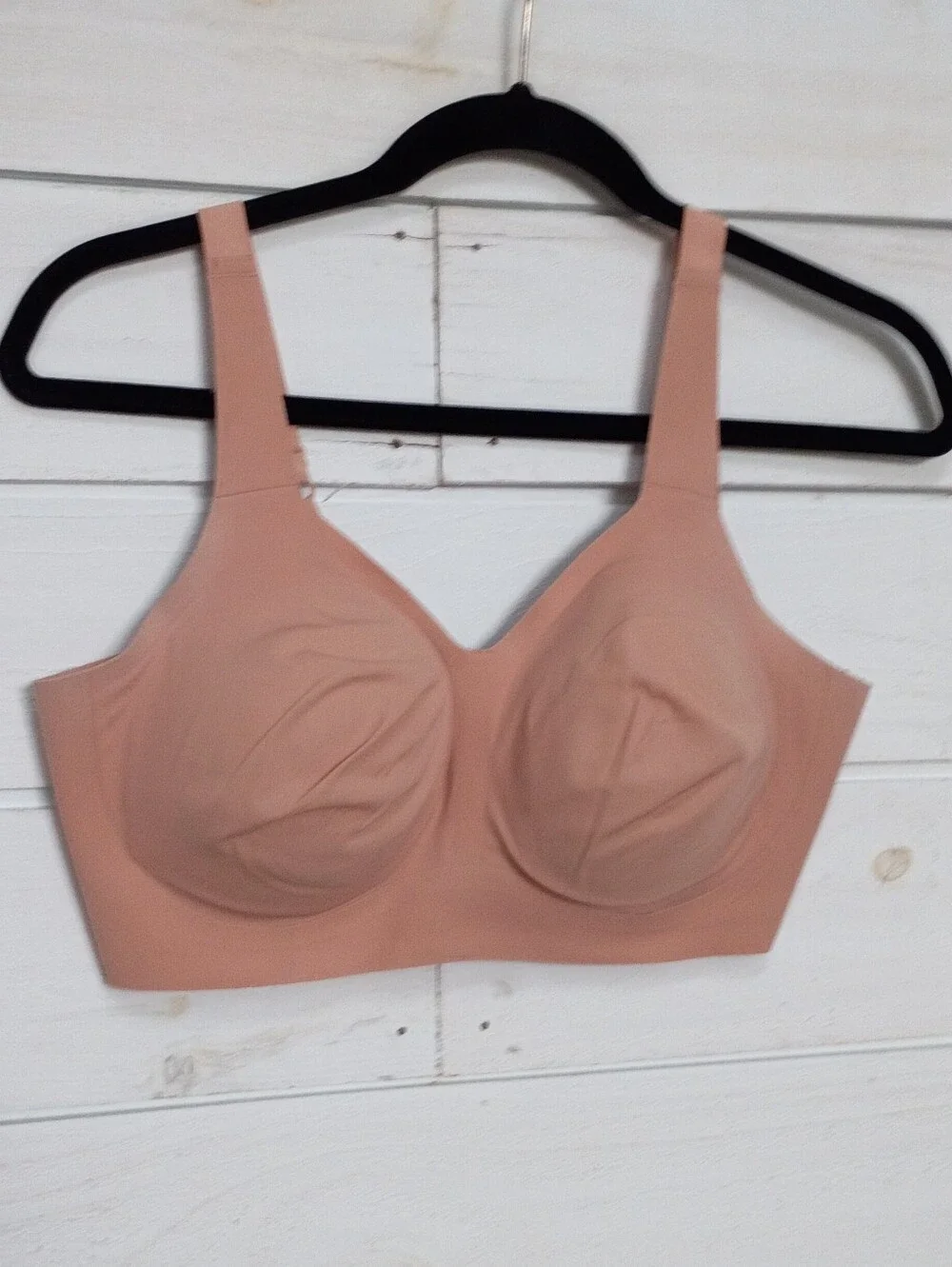 Evelyn & Bobbie The Beyond Bra Seamless Nude Wireless Bra - Smooth Support - Picture 1 of 5